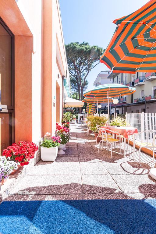 帕乌拉花园酒店 Bellariva Di Rimini 外观 照片