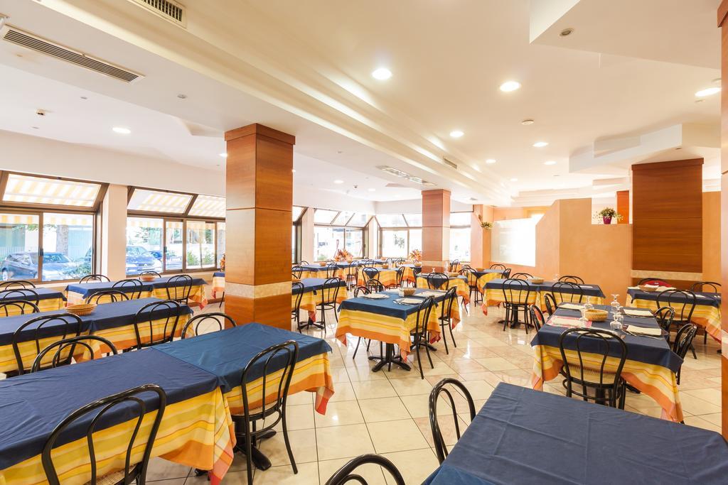 帕乌拉花园酒店 Bellariva Di Rimini 外观 照片